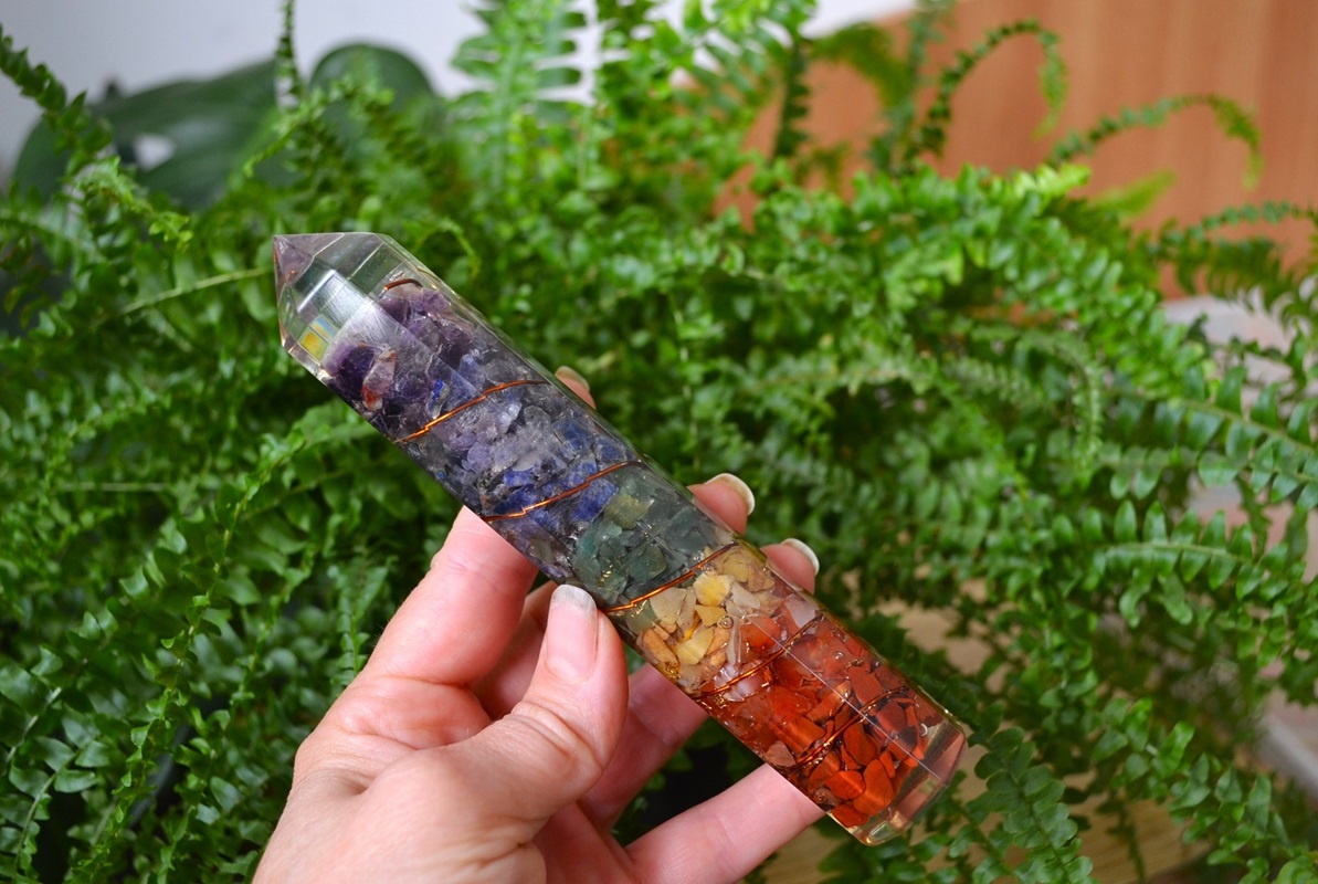 Bagheta Orgonica 7 Chakra Cristale Naturale - imagine 2