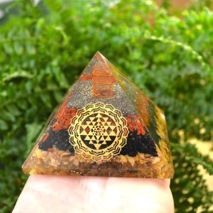Piramida Orgonica Jasp Rosu, Turmalina Neagra si Aventurin Galben, Sri Yantra