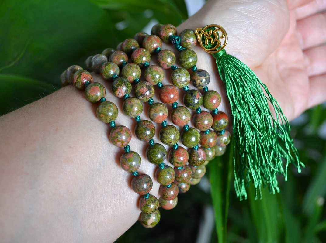 Mala Budista Unakit 8mm, cu noduri