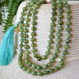 Mala Budista Jad Verde (Nefrit) 8mm, cu noduri
