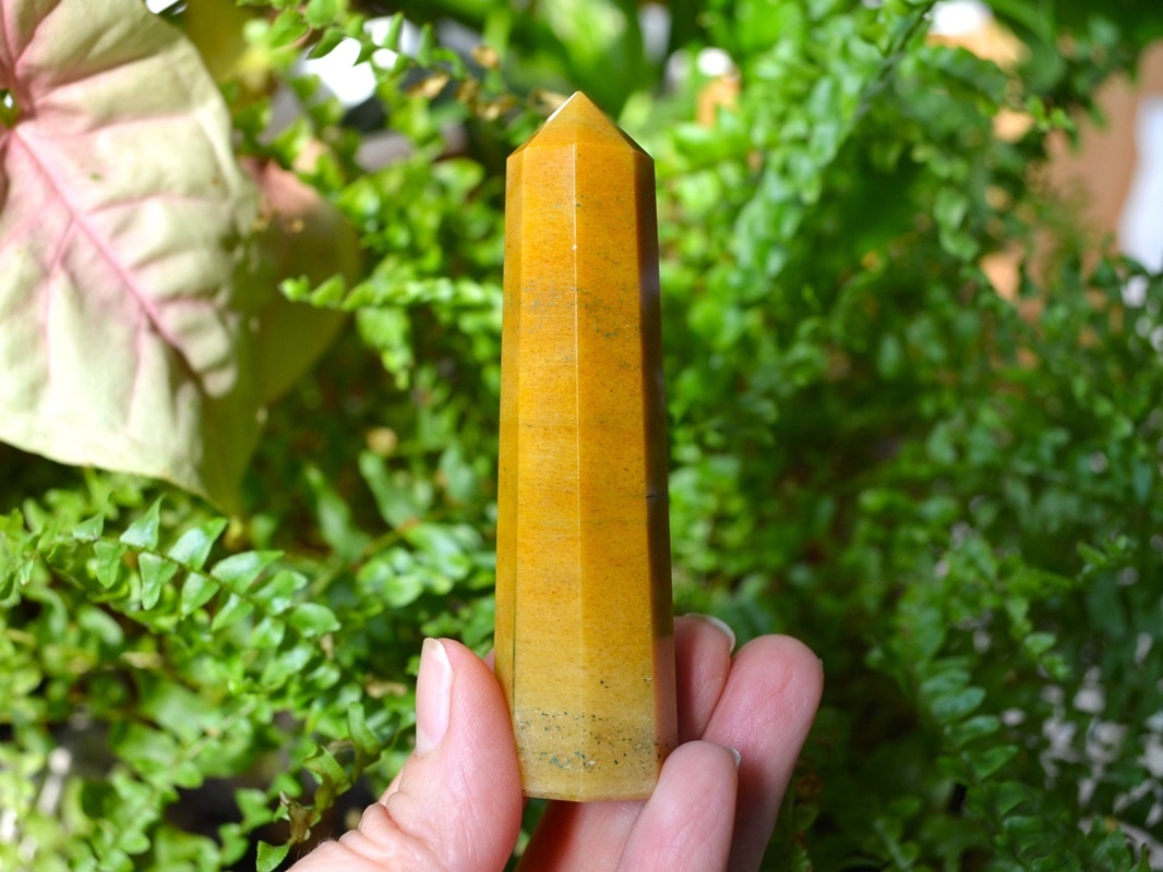 Bagheta Jad Galben 8 Fatete, 9 cm