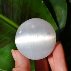 Sfera Selenit Natural 4.5 cm