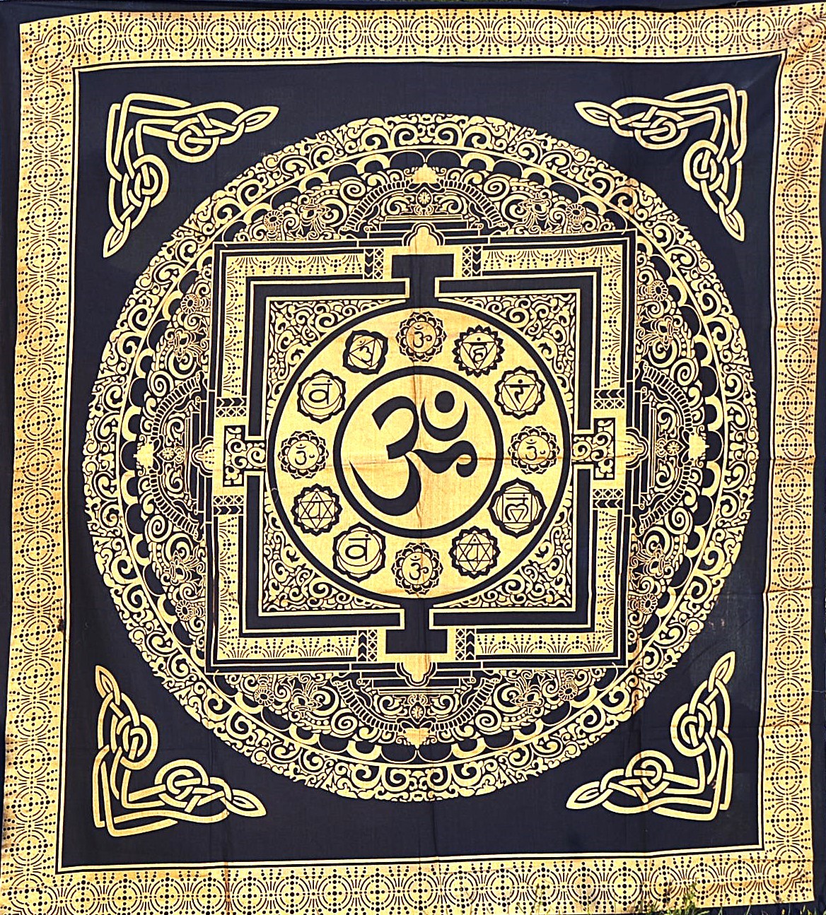 Panza Mandala Om Gold Black