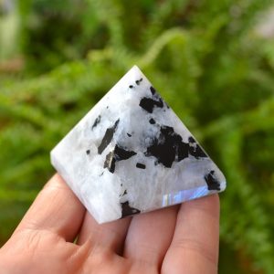 Piramida Piatra Lunii