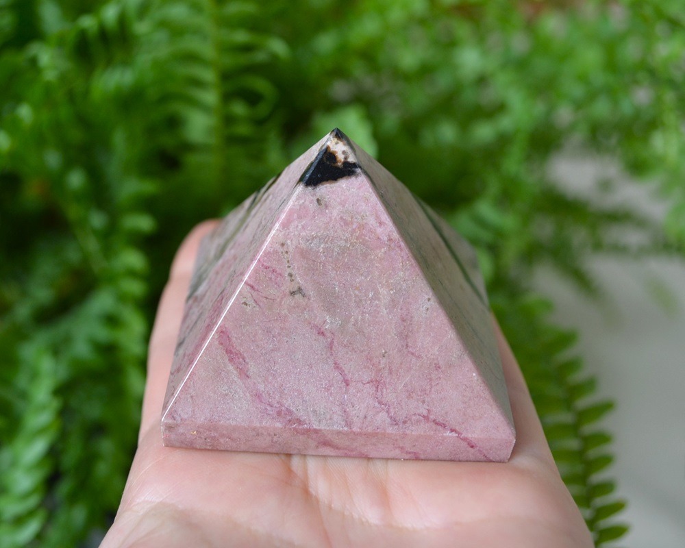 Piramida Rodonit
